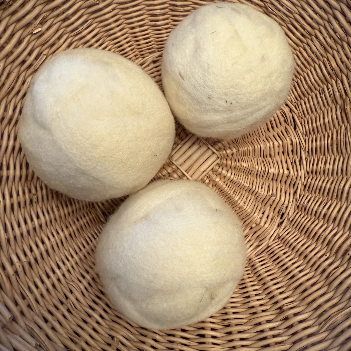 Twisted Oaks, 100% Corriedale Wool Dryer Balls